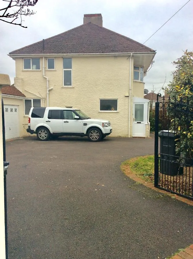 فيلا بورنماوثفي Leybourne
